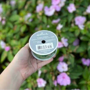 NWT Hallmark Wired Ribbon • Green